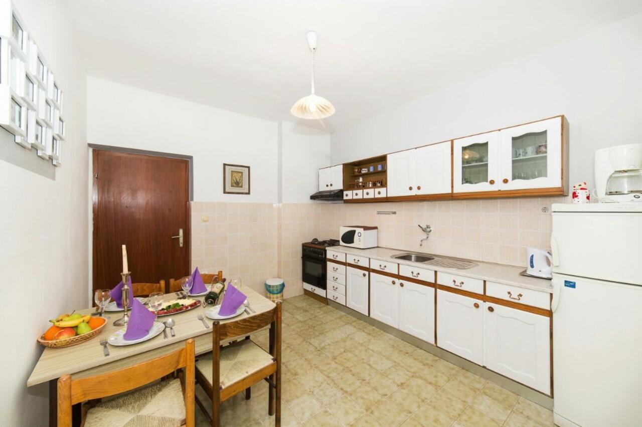 Beautiful Apartment In Center Of Трогір Екстер'єр фото